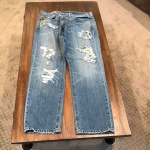 Men’s Levi jeans.